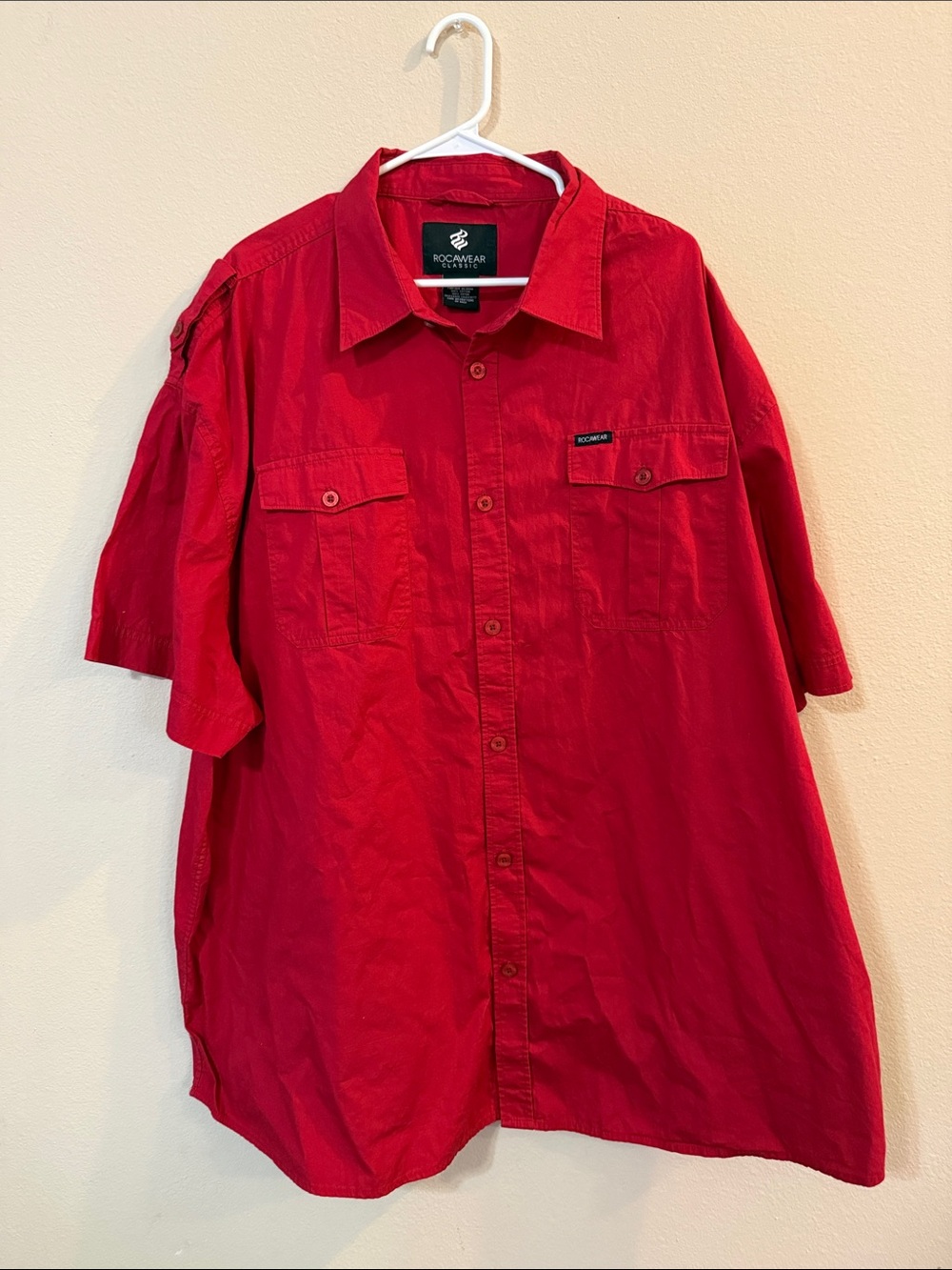 Rocawear Men's Vibrant Red Short-Sleeve Button-Down Shirt